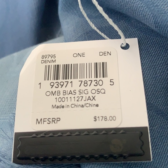 NWT Coach Oversized Signature Print Scarf - Picture 9 of 11